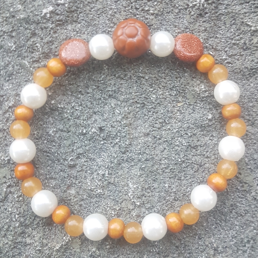 🥧 Pumpkin Pie Beaded Bracelet 🎃